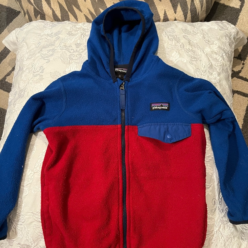 Boys hooded Patagonia jacket